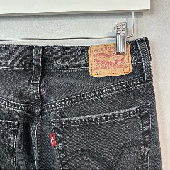 Levi's 501 High Rise Black Ripped Distressed Straight Jean Women’s Size 28” - Picture 3 of 7